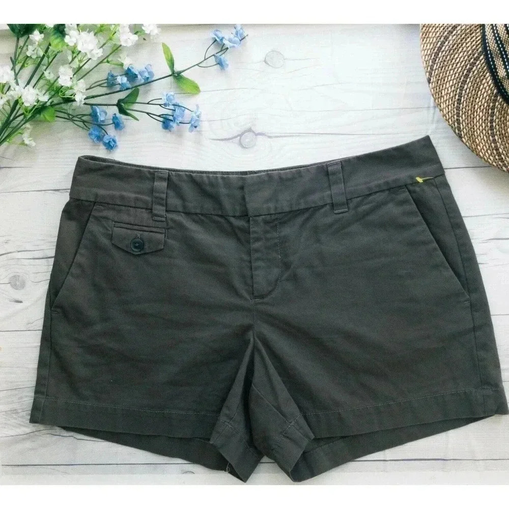 Ann Taylor Loft Black shorts 4 Boho Sheek Whimsigoth Outdoor Resort Summer
